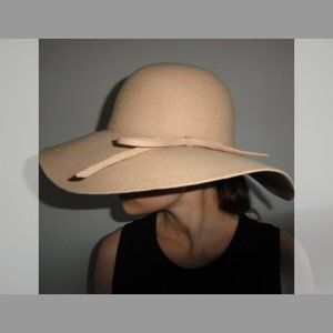 Wool Wide Brim Hat